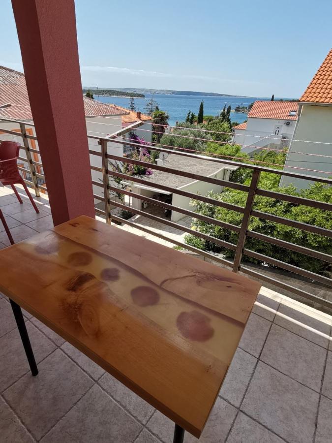 Apartments Aleksandra ラブ エクステリア 写真