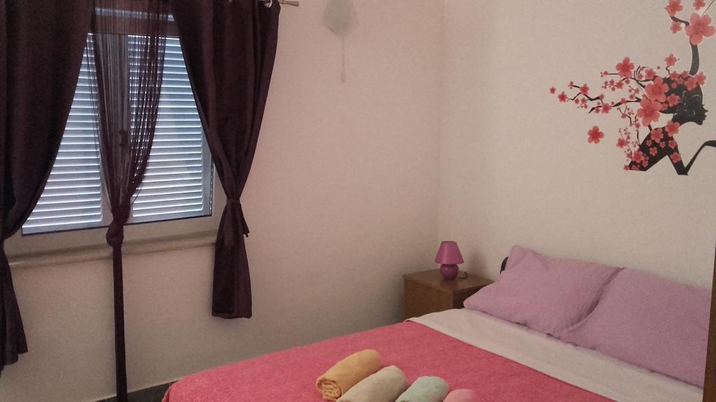 Apartments Aleksandra ラブ エクステリア 写真