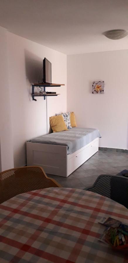 Apartments Aleksandra ラブ エクステリア 写真